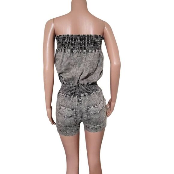 Women's sleeveless chambray smocked denim romper M - Picture 10 of 12